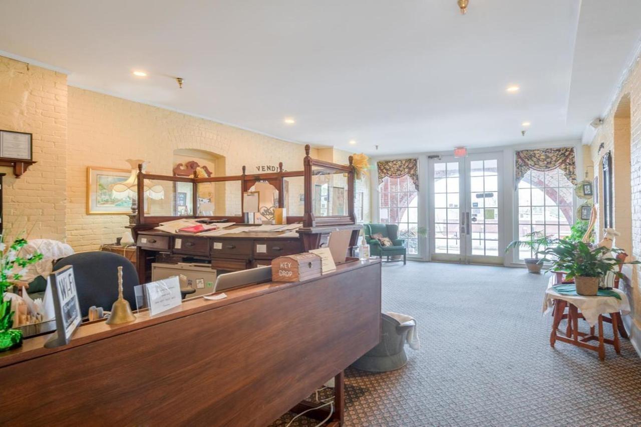 The Belmont Inn By Oyo Abbeville Dış mekan fotoğraf